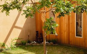 Teulu House - Luxury Retreat In Nungurner